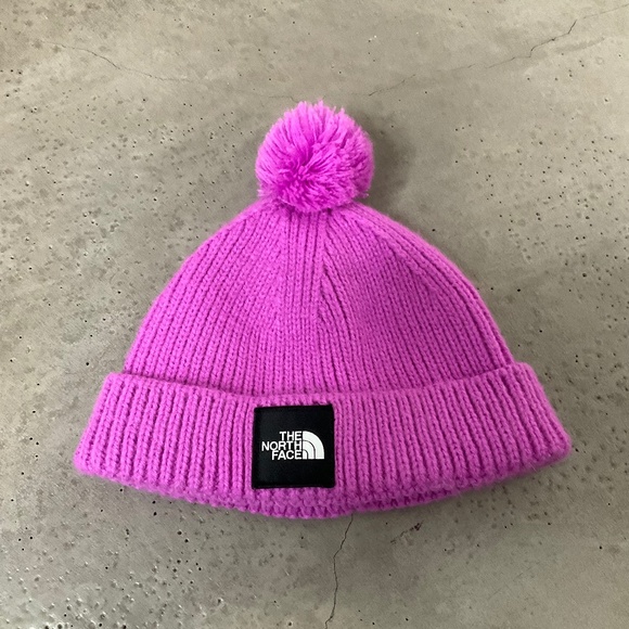 The North Face Beanie - Picture 1 of 5